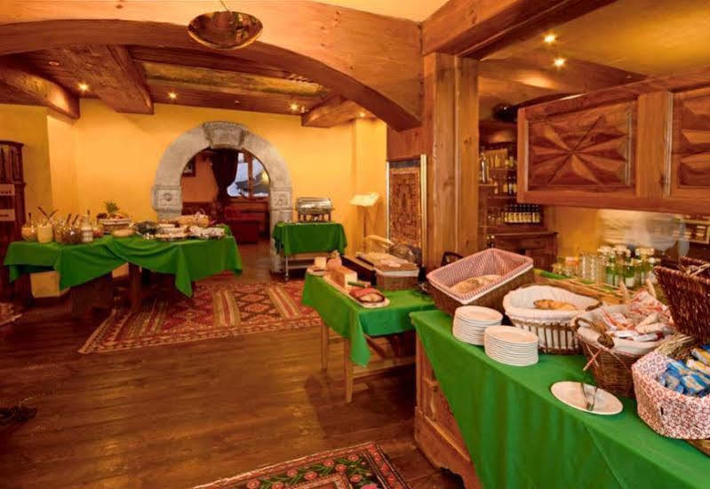 Hotel Punta Maquignaz بيريوِل تْشيرفينيا المظهر الخارجي الصورة