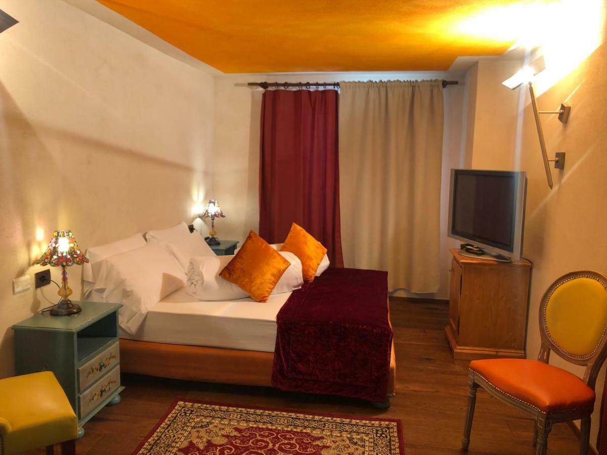 Hotel Punta Maquignaz بيريوِل تْشيرفينيا المظهر الخارجي الصورة